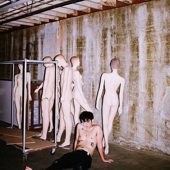 Meet your Posher, Gabriela - Picture 1 of 1